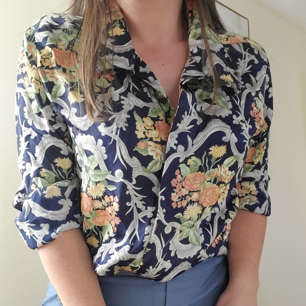 Floral vintage blouse